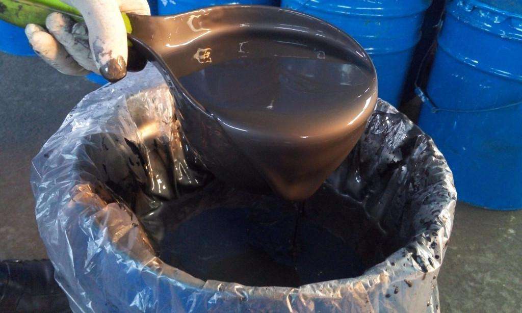 為什么膠體石墨是生產(chǎn)潤滑油的良好添加劑？