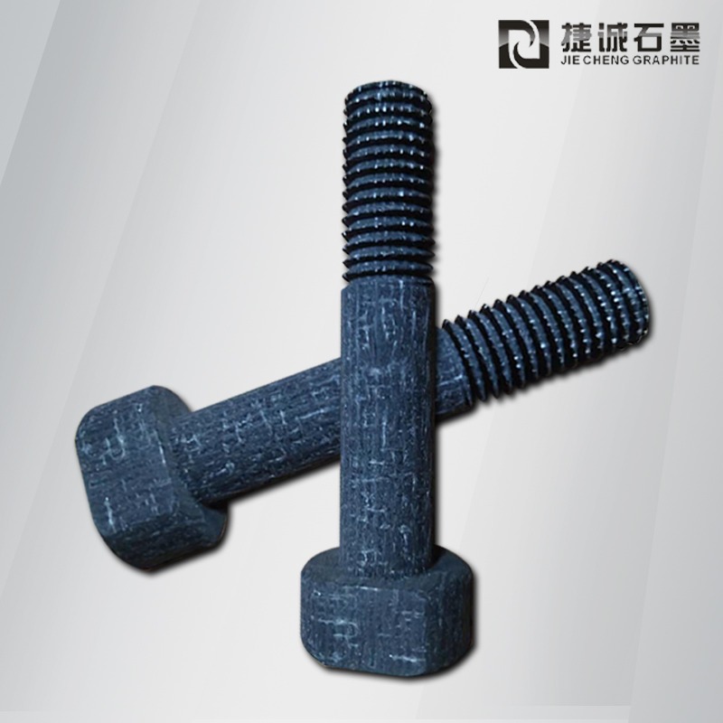 碳碳復(fù)合材料熱膨脹系數(shù)是多少？